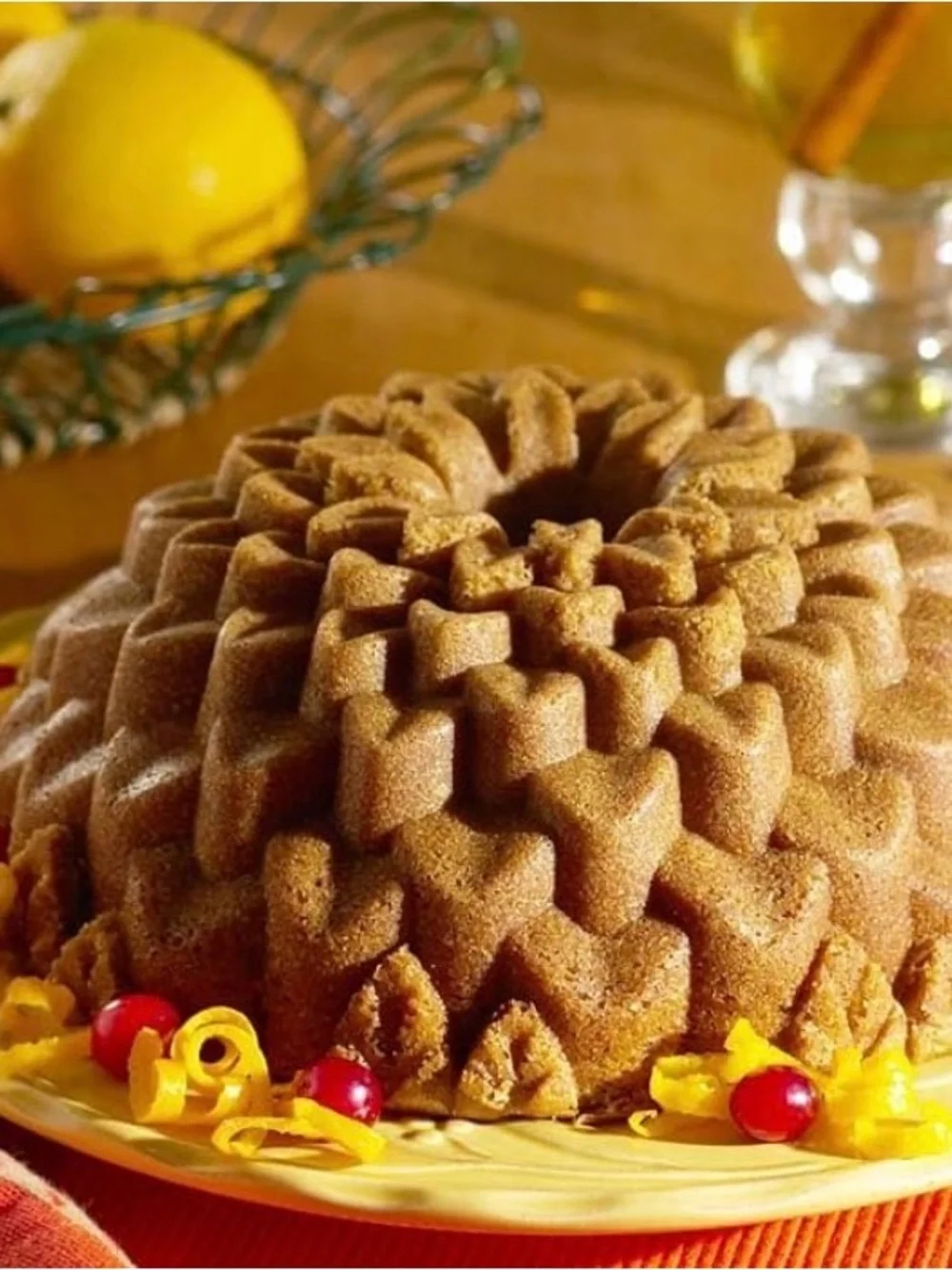 Nordic Ware Chrysanthemum Bundt Pan